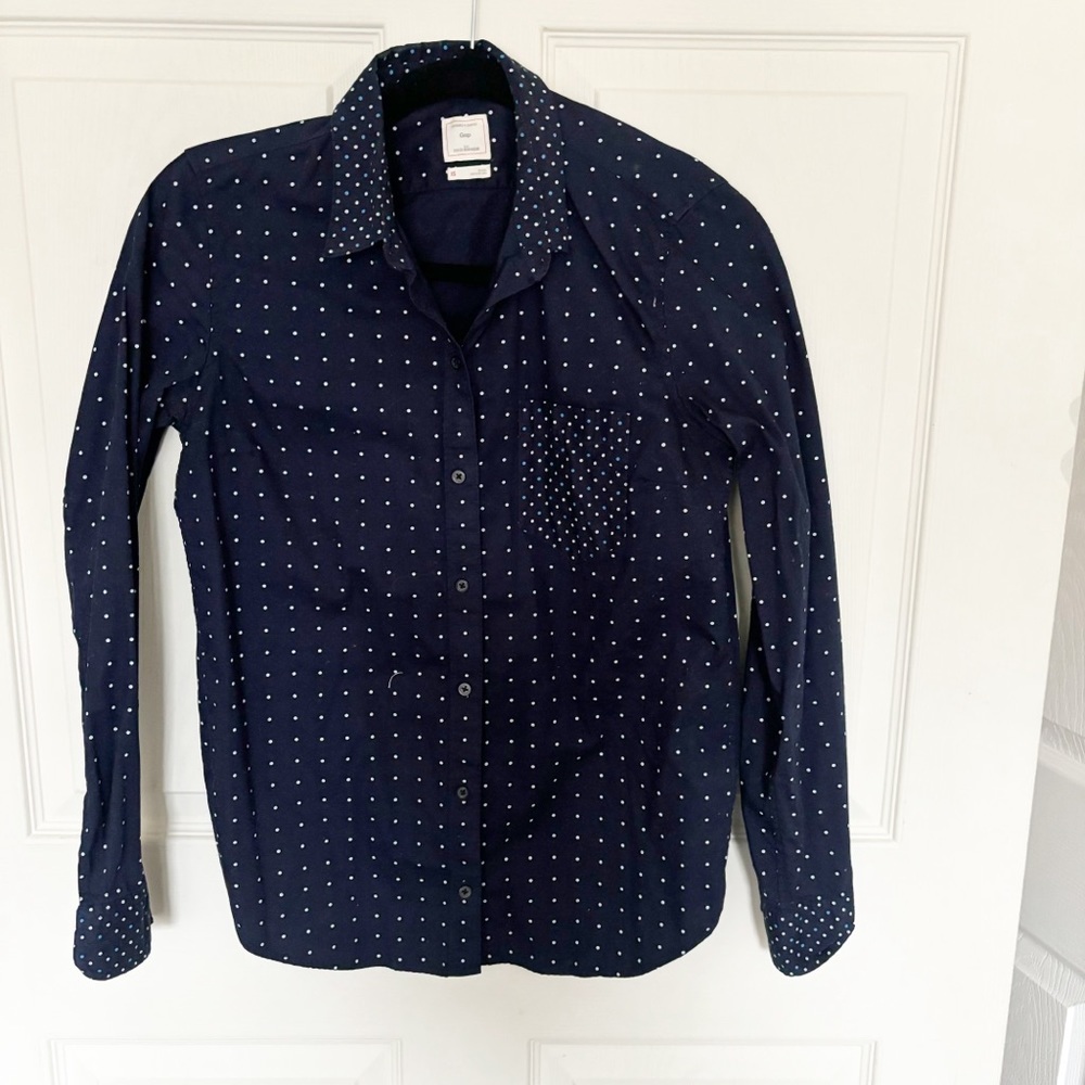 Gap The Fitted Boyfriend Navy Button Down Polka Dotted Shirt Size Extra Small
